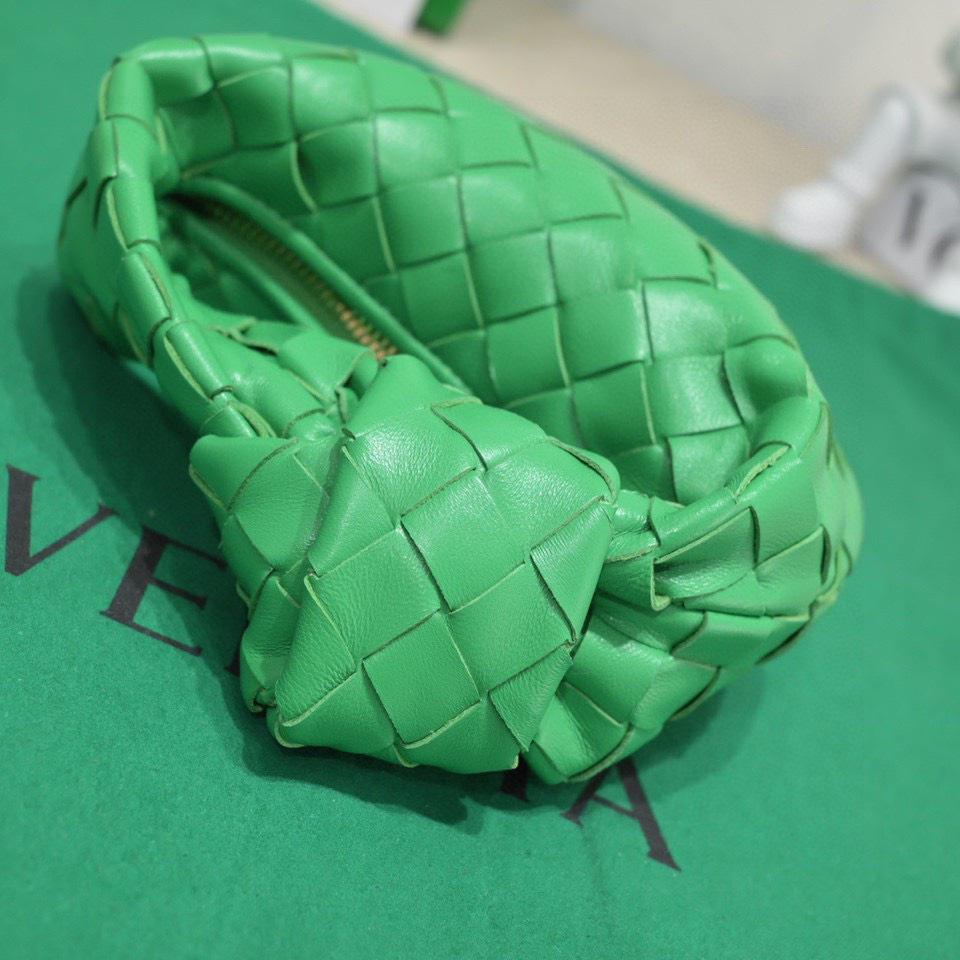 Beg ketiak Botteca Veneta Saiz：17*16*6.5cm