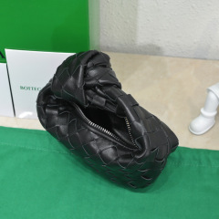 Beg ketiak Botteca Veneta Saiz：17*16*6.5cm