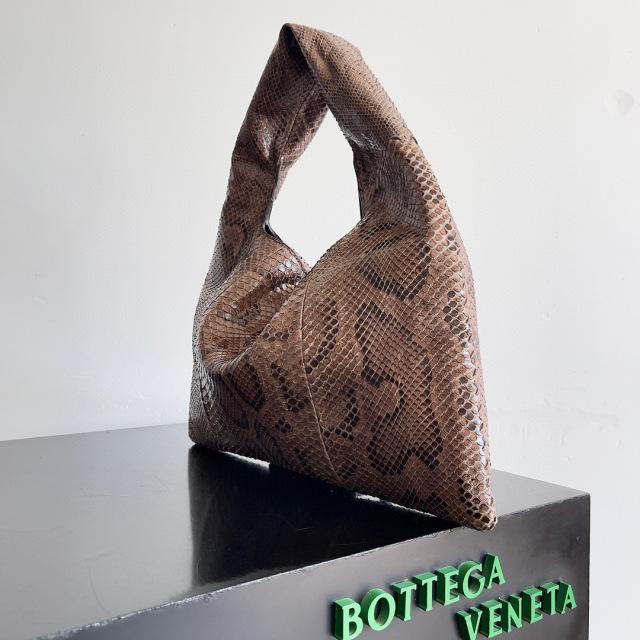 Beg ketiak Botteca Veneta Saiz：41*20.5*7.5sm