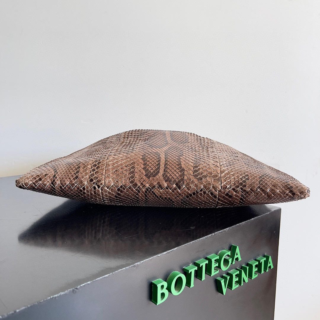 Beg ketiak Botteca Veneta Saiz：41*20.5*7.5sm
