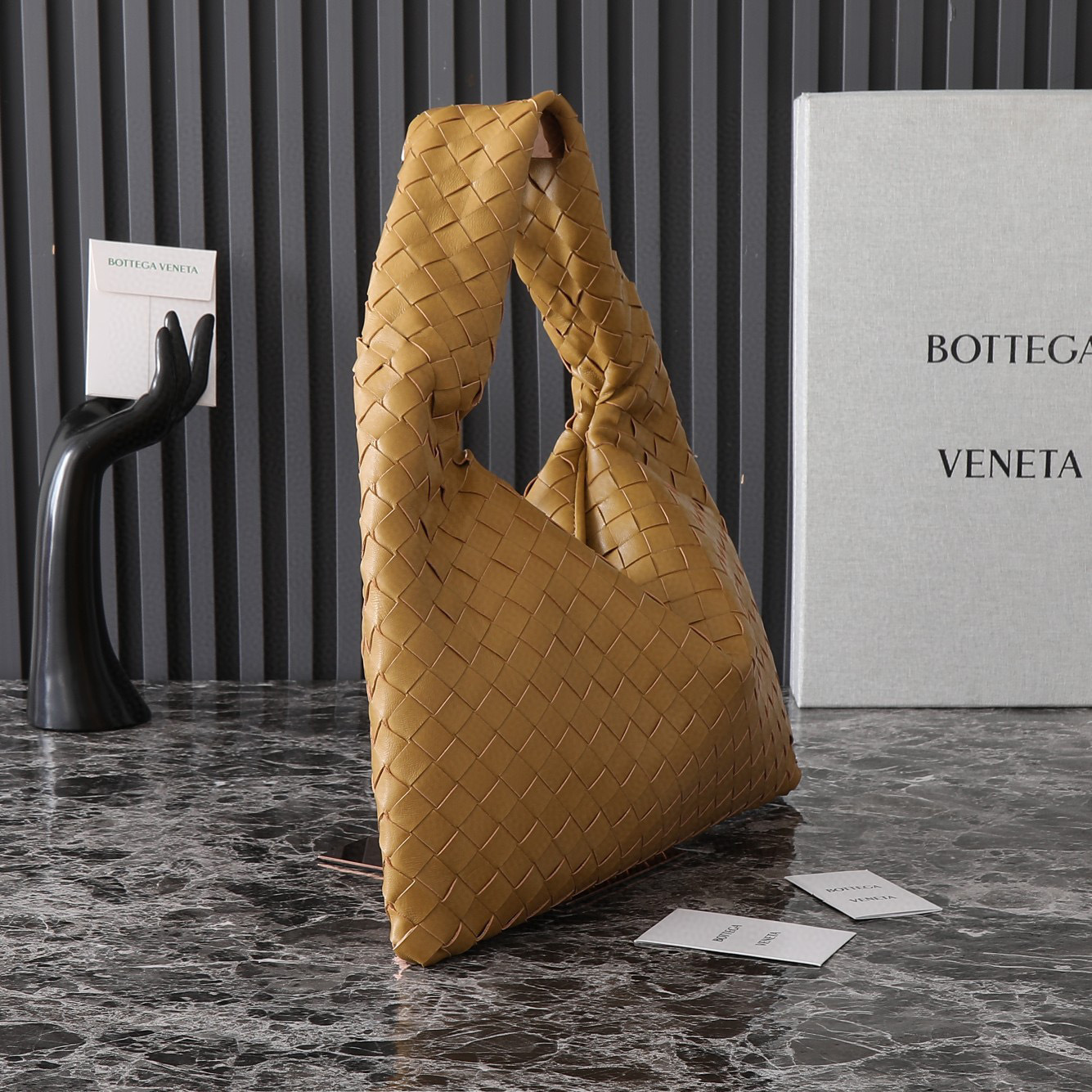 Botteca Veneta  Underarm bag Size：41*20.5*7.5cm