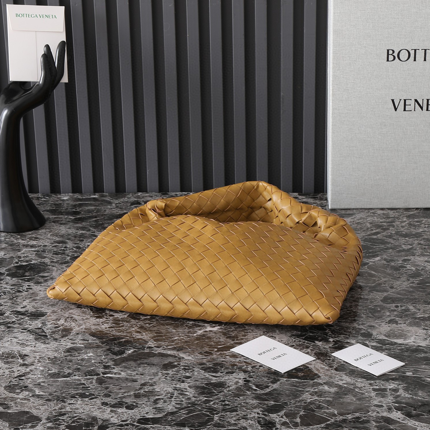 Botteca Veneta  Underarm bag Size：41*20.5*7.5cm