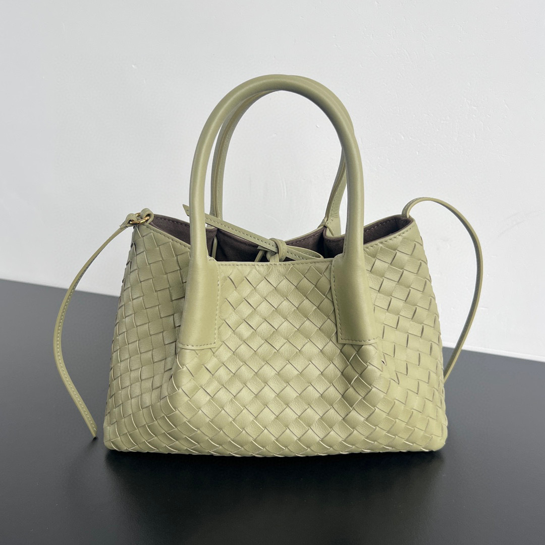 Beg tangan Botteca Veneta Saiz：15*24*12sm