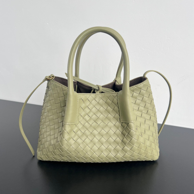 Beg tangan Botteca Veneta Saiz：15*24*12sm