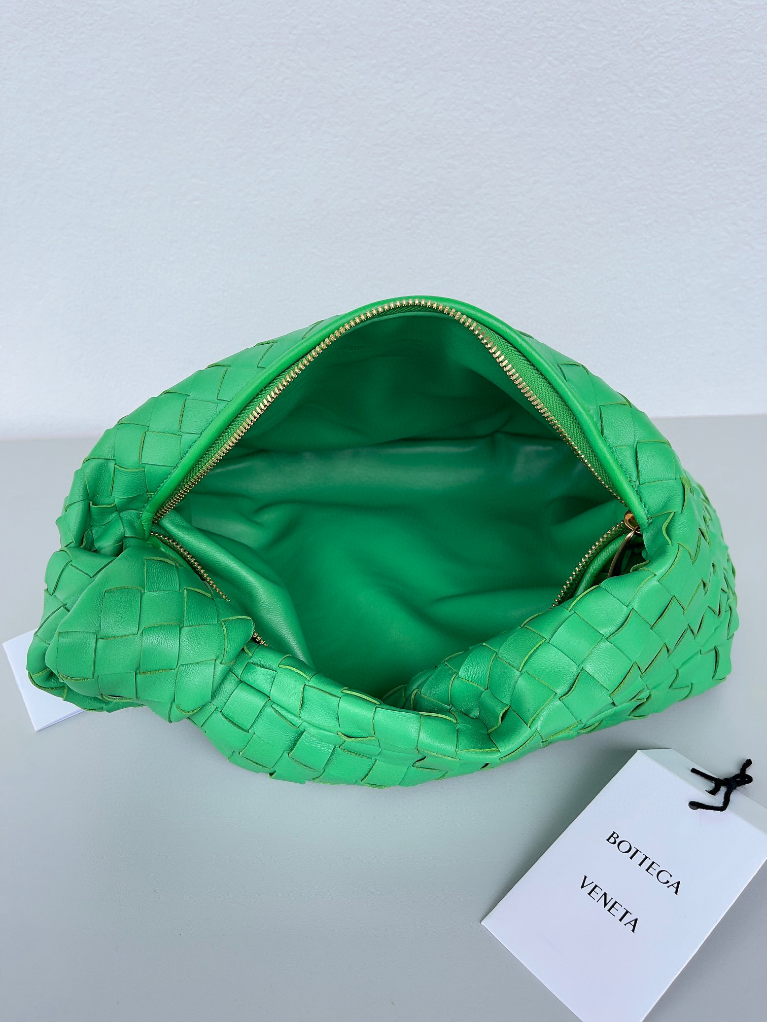 Borsa sottobraccio Botteca Veneta Dimensioni: 36*21*13 cm