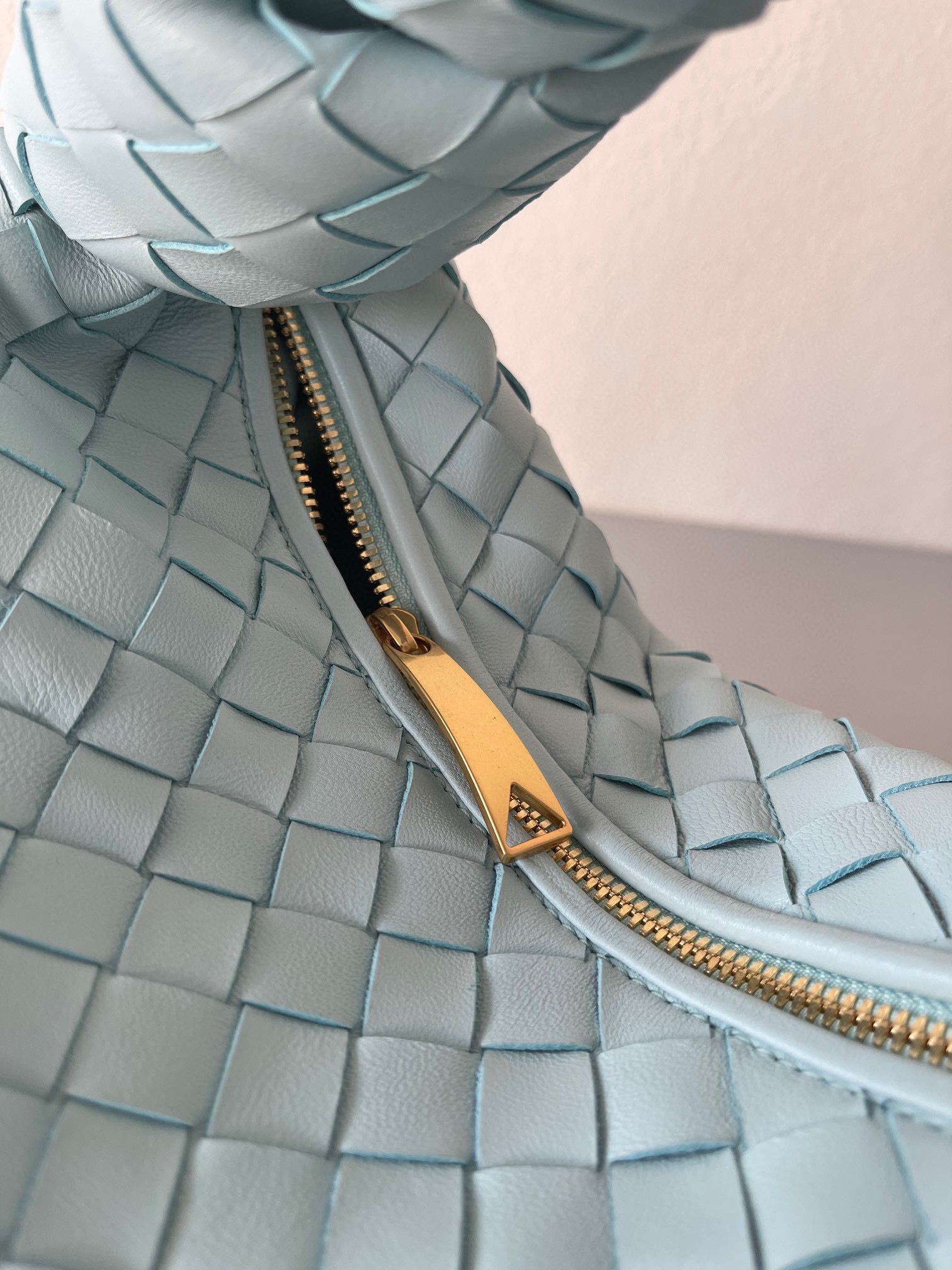 Borsa sottobraccio Botteca Veneta Dimensioni: 36*21*13 cm