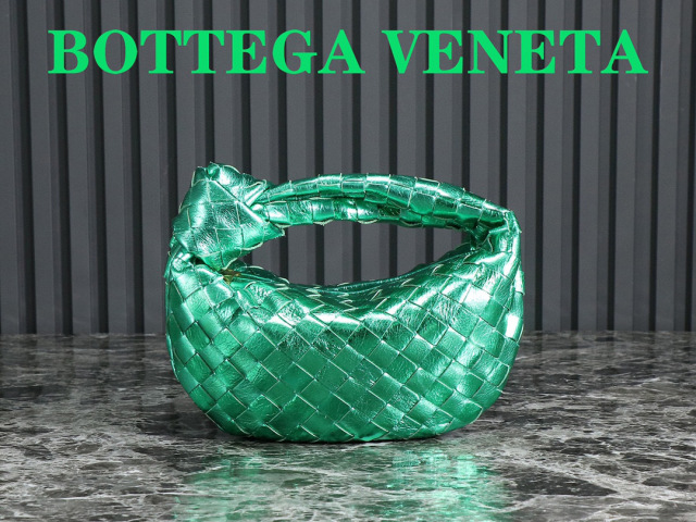 Botteca Veneta  Underarm bag Size：23*28*8cm