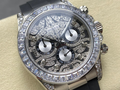 Rolex punta sui beni di grandi fabbriche