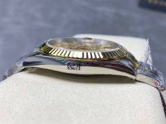 Rolex punta sui beni di grandi fabbriche