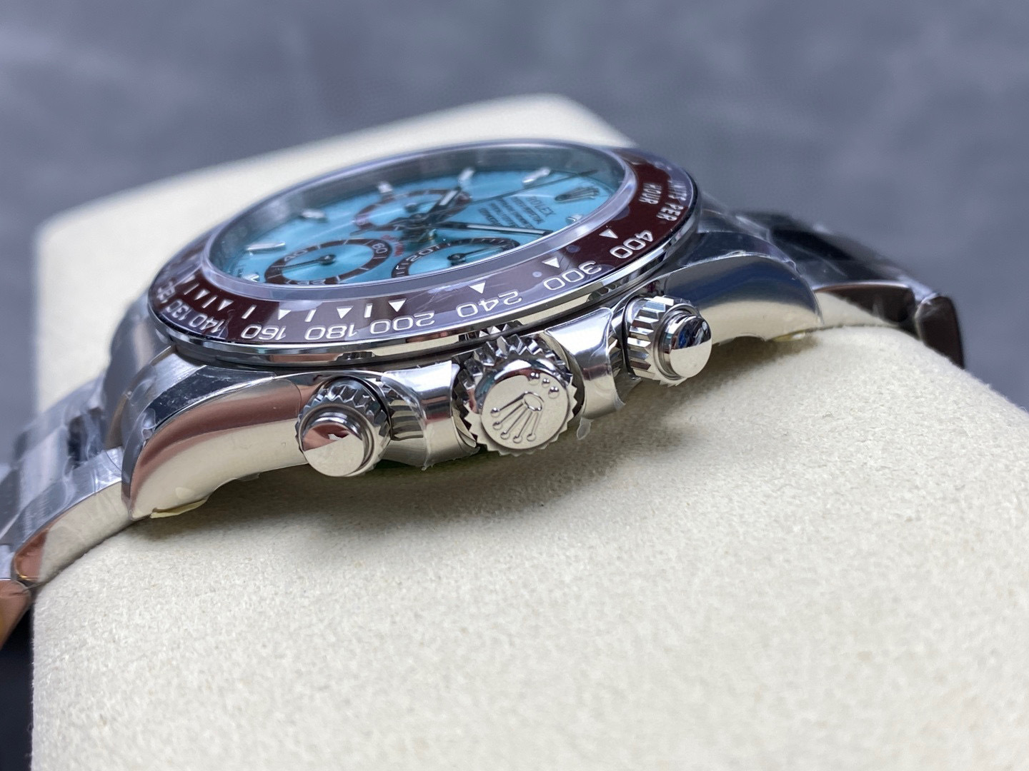 Rolex Focus on big factory goods