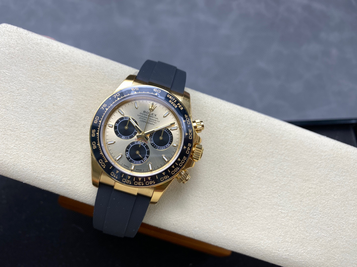 Rolex Focus on big factory goods