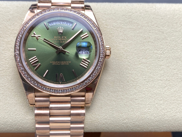 Rolex Fokus pada barangan kilang besar