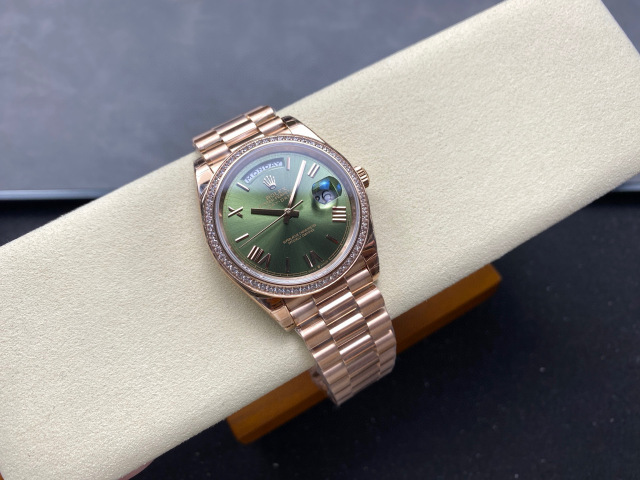 Rolex Fokus pada barangan kilang besar