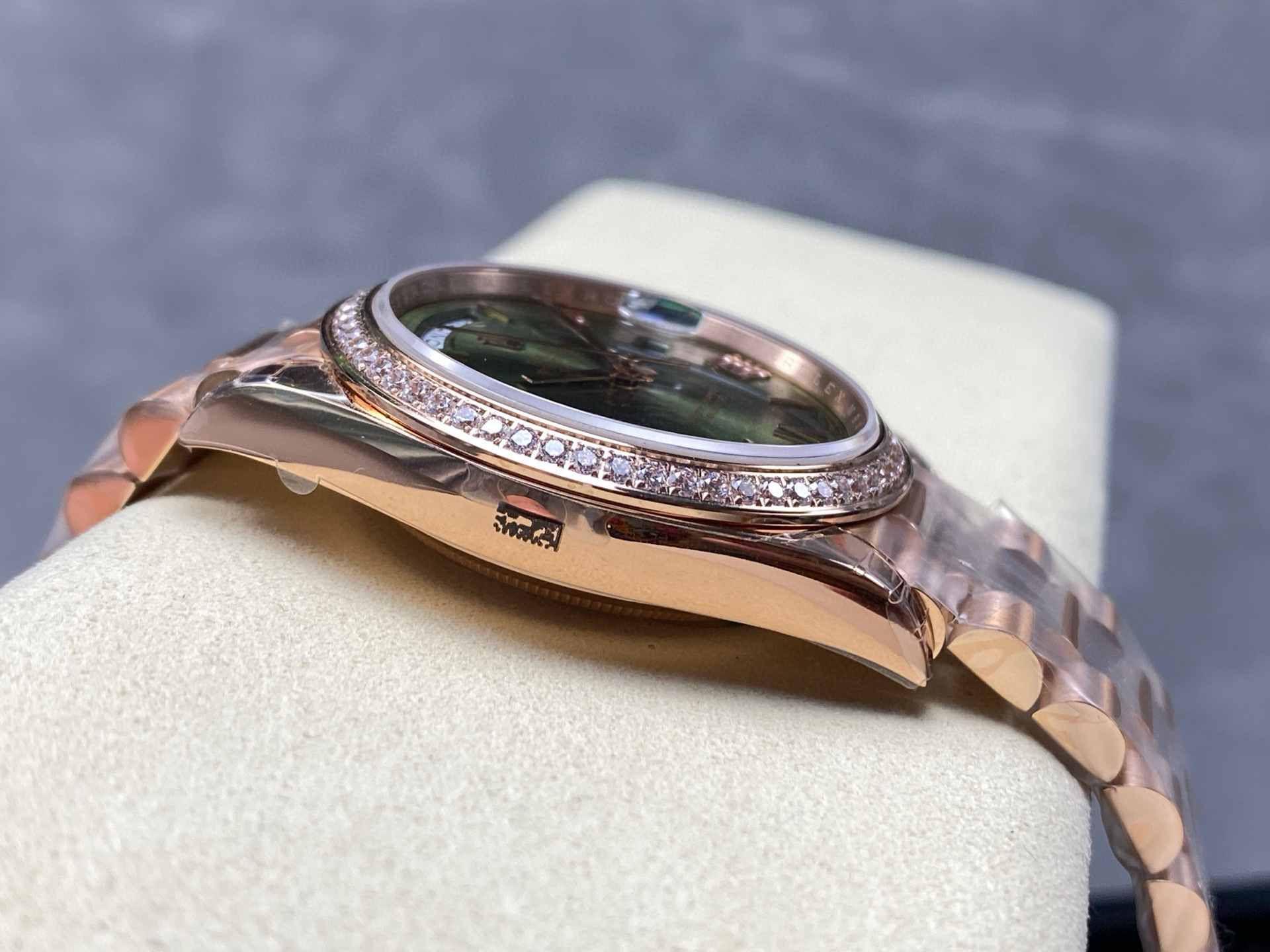 Rolex Fokus pada barangan kilang besar