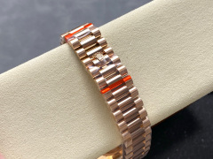 Rolex Fokus pada barangan kilang besar