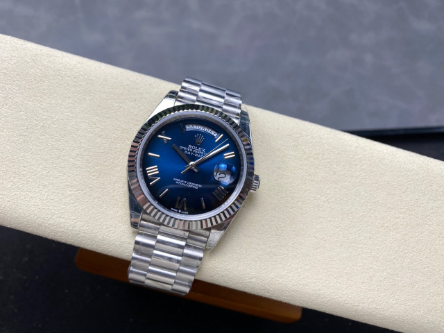 Rolex Fokus pada barangan kilang besar