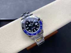 Rolex punta sui beni di grandi fabbriche