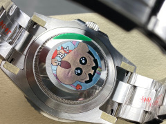 Rolex punta sui beni di grandi fabbriche