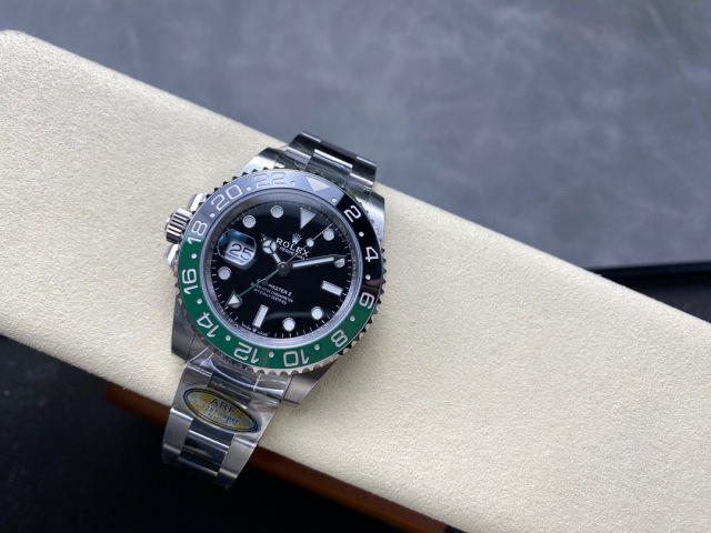 Rolex Fokus pada barangan kilang besar