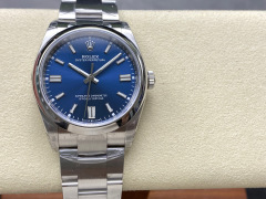 Rolex punta sui beni di grandi fabbriche
