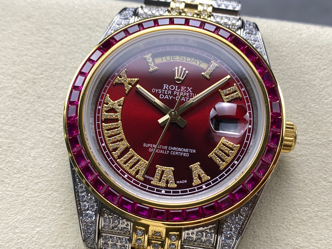Rolex punta sui beni di grandi fabbriche