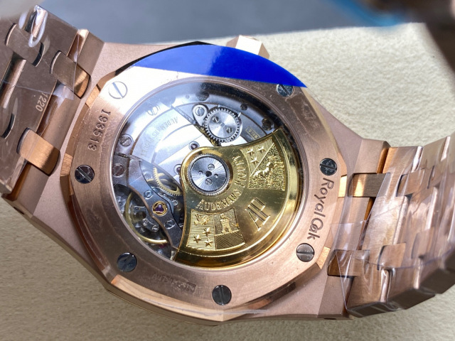 Audemars Piguet si concentra sui grandi beni di fabbrica