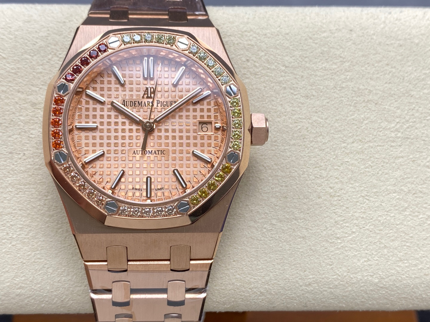 Audemars Piguet si concentra sui grandi beni di fabbrica