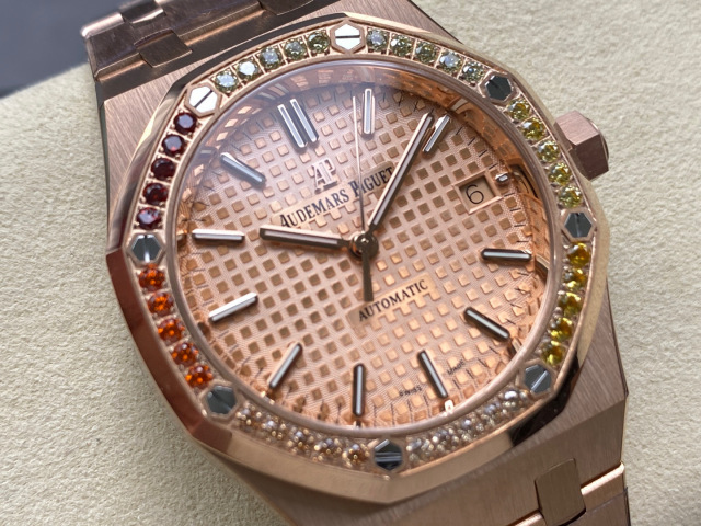 Audemars Piguet si concentra sui grandi beni di fabbrica