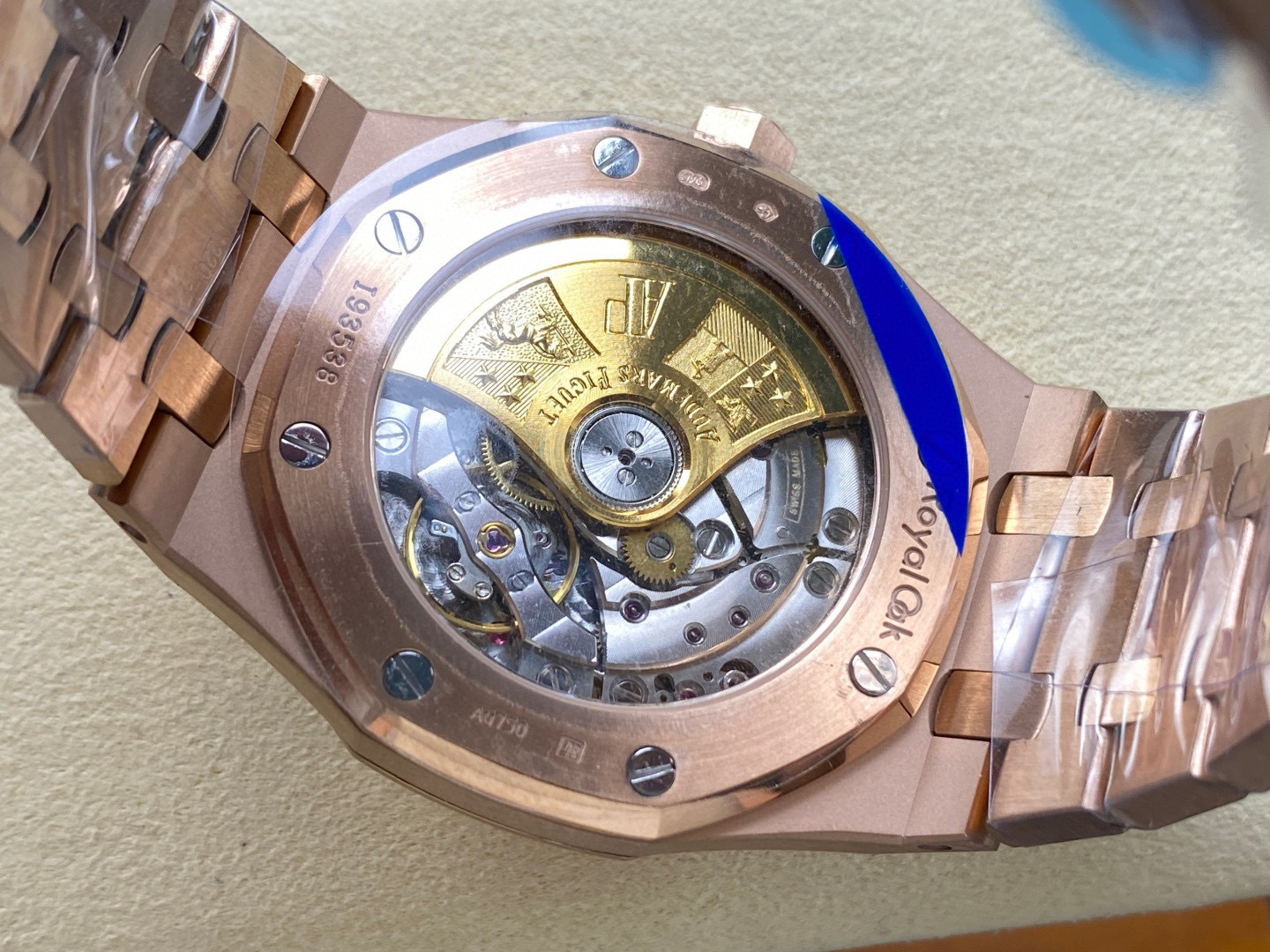 Audemars Piguet si concentra sui grandi beni di fabbrica