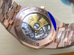 Audemars Piguet si concentra sui grandi beni di fabbrica
