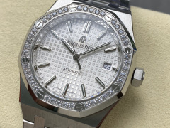 Audemars Piguet Fokus pada barangan kilang besar