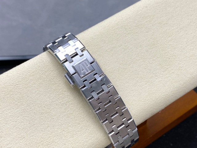 Audemars Piguet Fokus pada barangan kilang besar