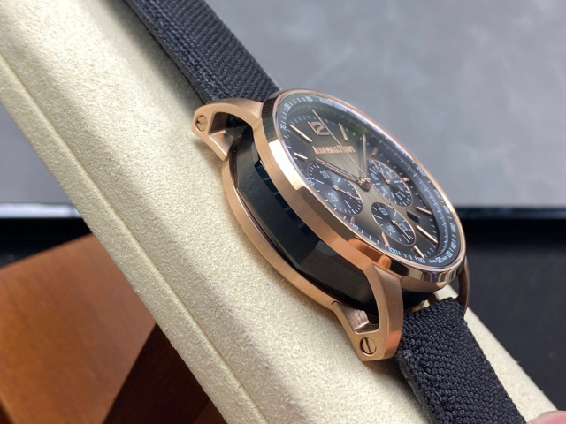 Audemars Piguet Focus on big factory goods