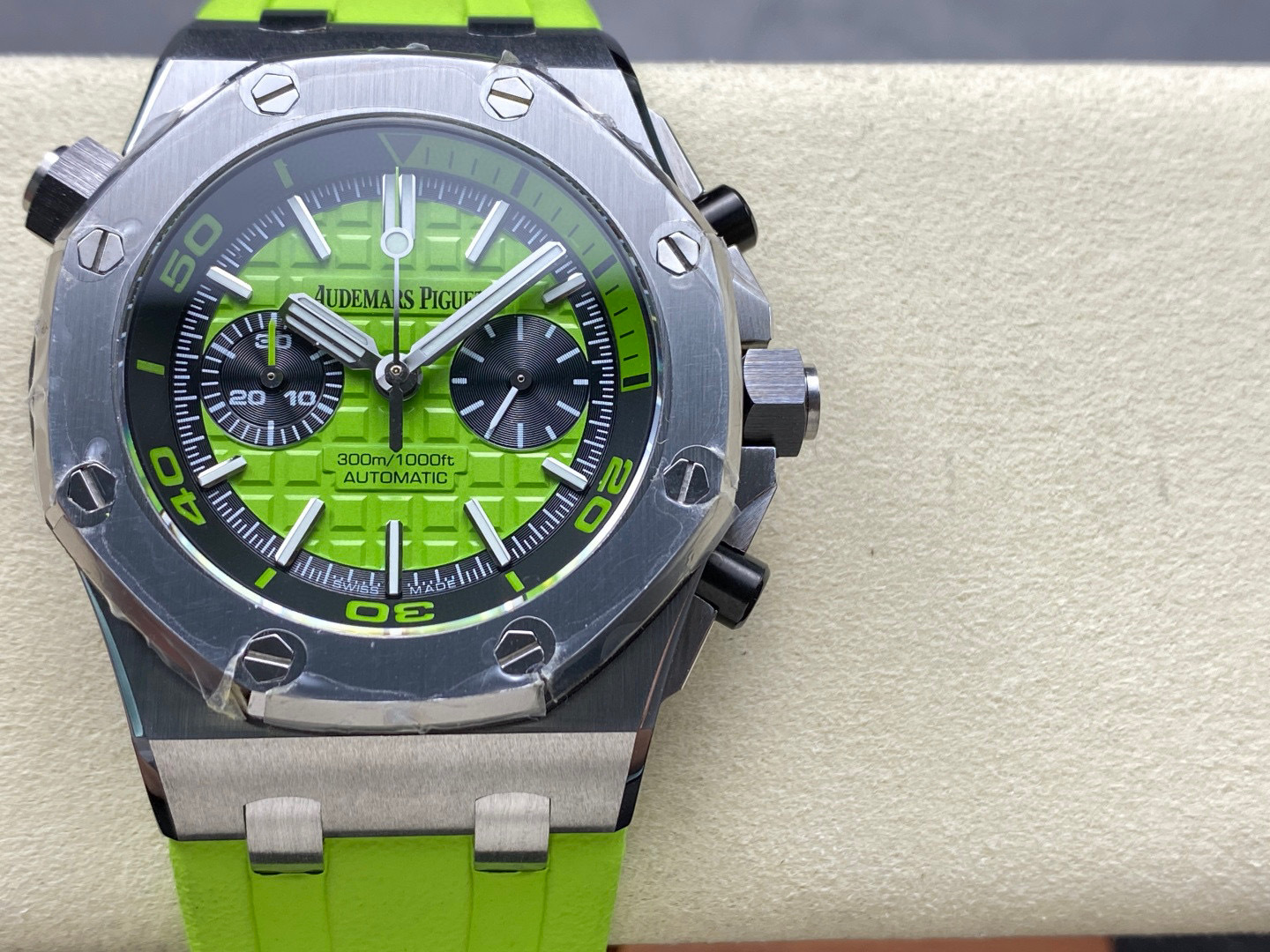 Audemars Piguet Focus on big factory goods