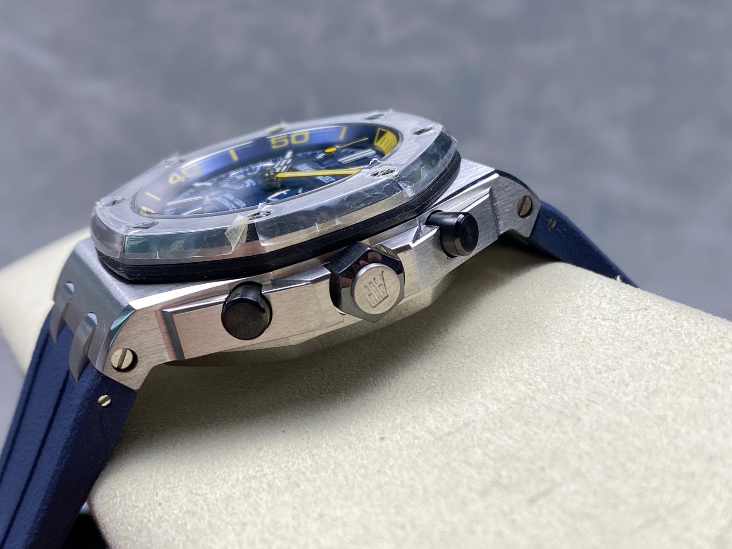 Audemars Piguet si concentra sui grandi beni di fabbrica