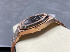 Audemars Piguet Focus on big factory goods
