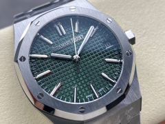 Audemars Piguet Focus on big factory goods