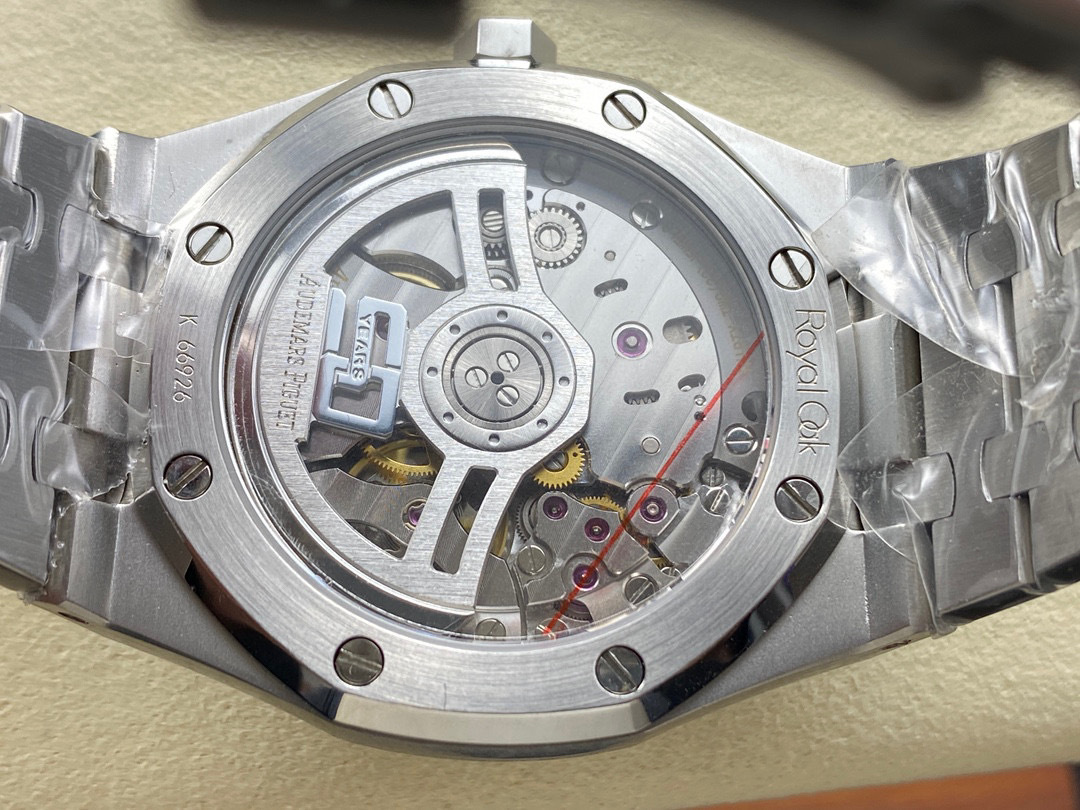 Audemars Piguet Focus on big factory goods