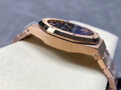 Audemars Piguet si concentra sui grandi beni di fabbrica