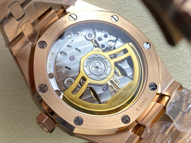 Audemars Piguet si concentra sui grandi beni di fabbrica