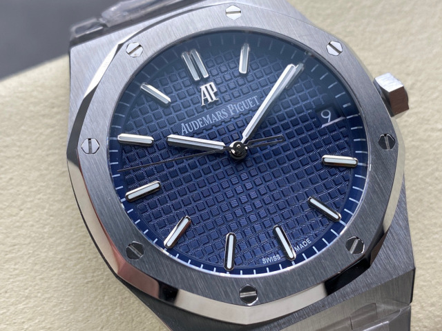 Audemars Piguet Fokus pada barangan kilang besar