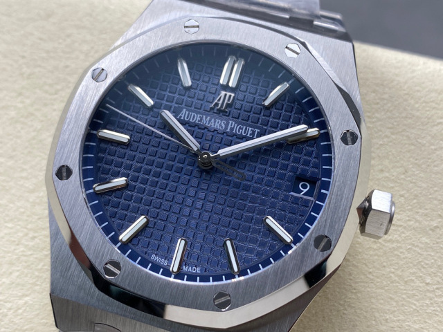 Audemars Piguet Fokus pada barangan kilang besar