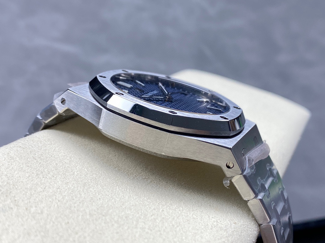 Audemars Piguet Fokus pada barangan kilang besar