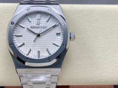 Audemars Piguet Focus on big factory goods