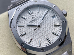 Audemars Piguet Focus on big factory goods