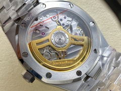Audemars Piguet Focus on big factory goods