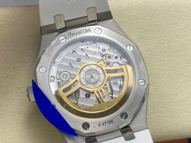 Audemars Piguet si concentra sui grandi beni di fabbrica