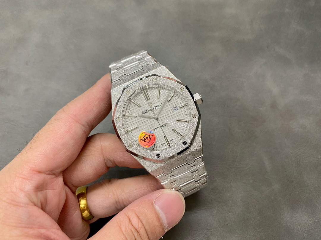 Audemars Piguet Fokus pada barangan kilang besar