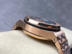 Audemars Piguet si concentra sui grandi beni di fabbrica