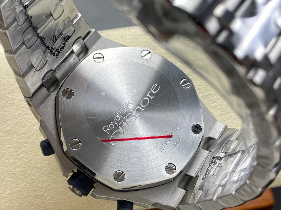 Audemars Piguet Focus on big factory goods